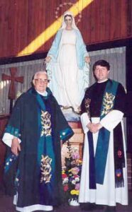 Fr. Bernard Reiser of Coon Rapids, MN, with Fr. Dan. In 1995, Fr. Reiser donated to us a 1973 Rodgers electronic organ. Only because of this organ has the parish in Vladivostok been able to make such progress in liturgical music development.